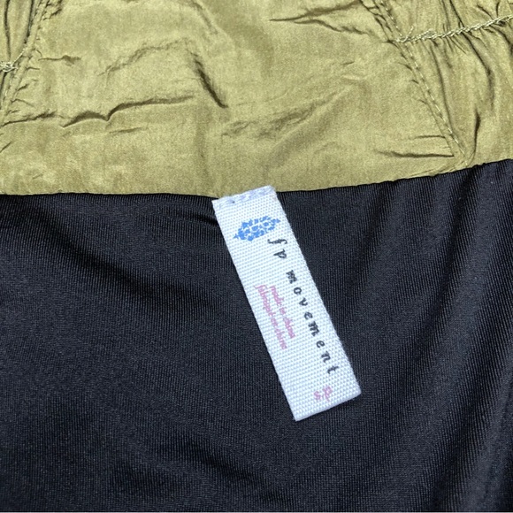 FP Movement Free People The Way Home Athletic Running Shorts Army Green Size SP - Picture 12 of 16